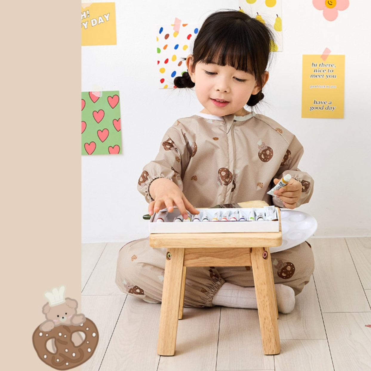 PRETZELY WATERPROOF ART GOWN