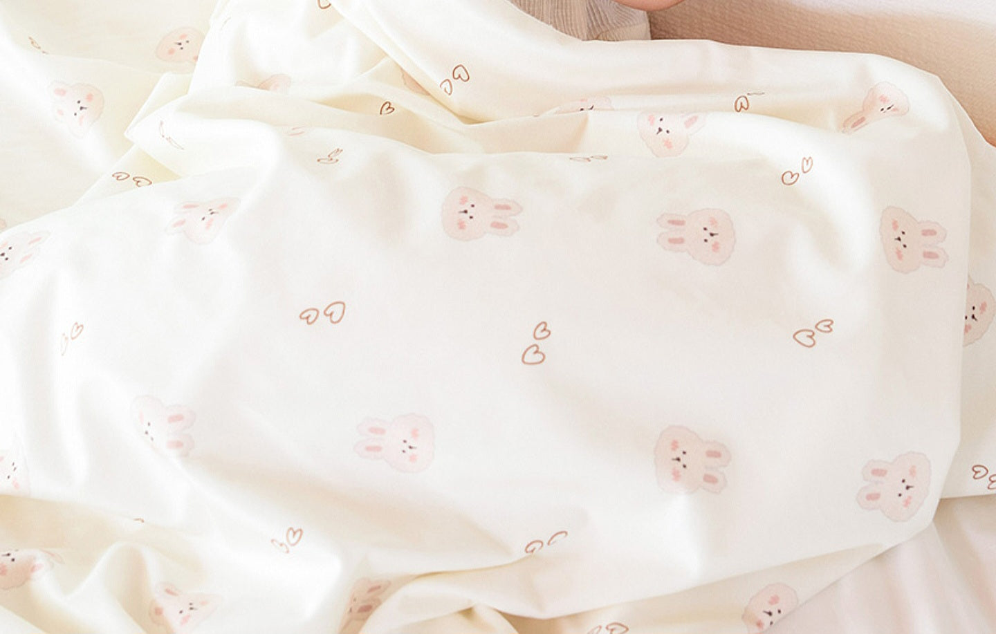 HEART BUNNY DOUBLE BLANKET