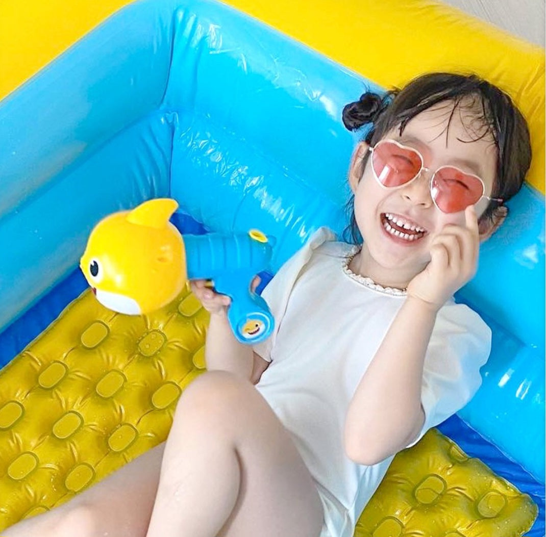 BABY SHARK WATER GUN