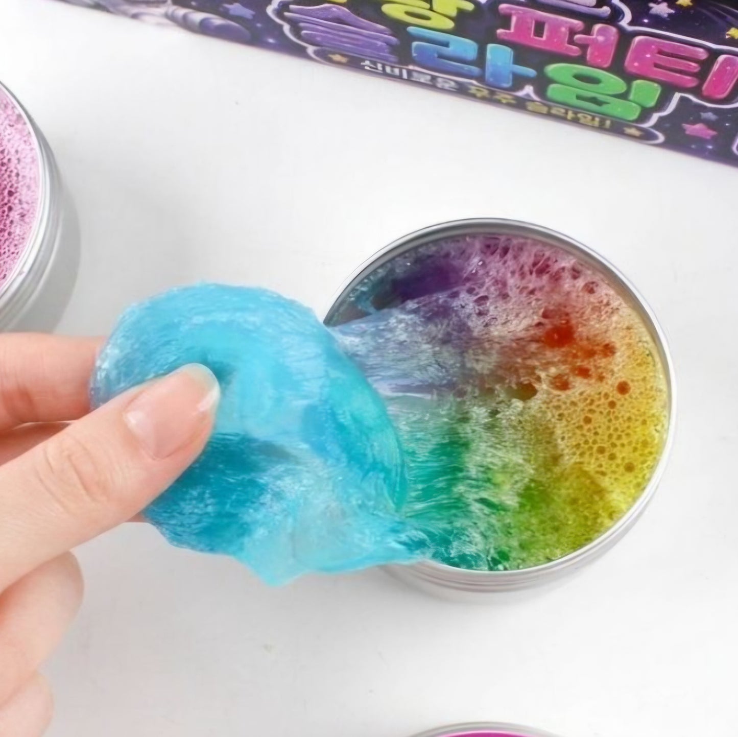 SPACE PEARL GLOW IN THE DARK PUTTY