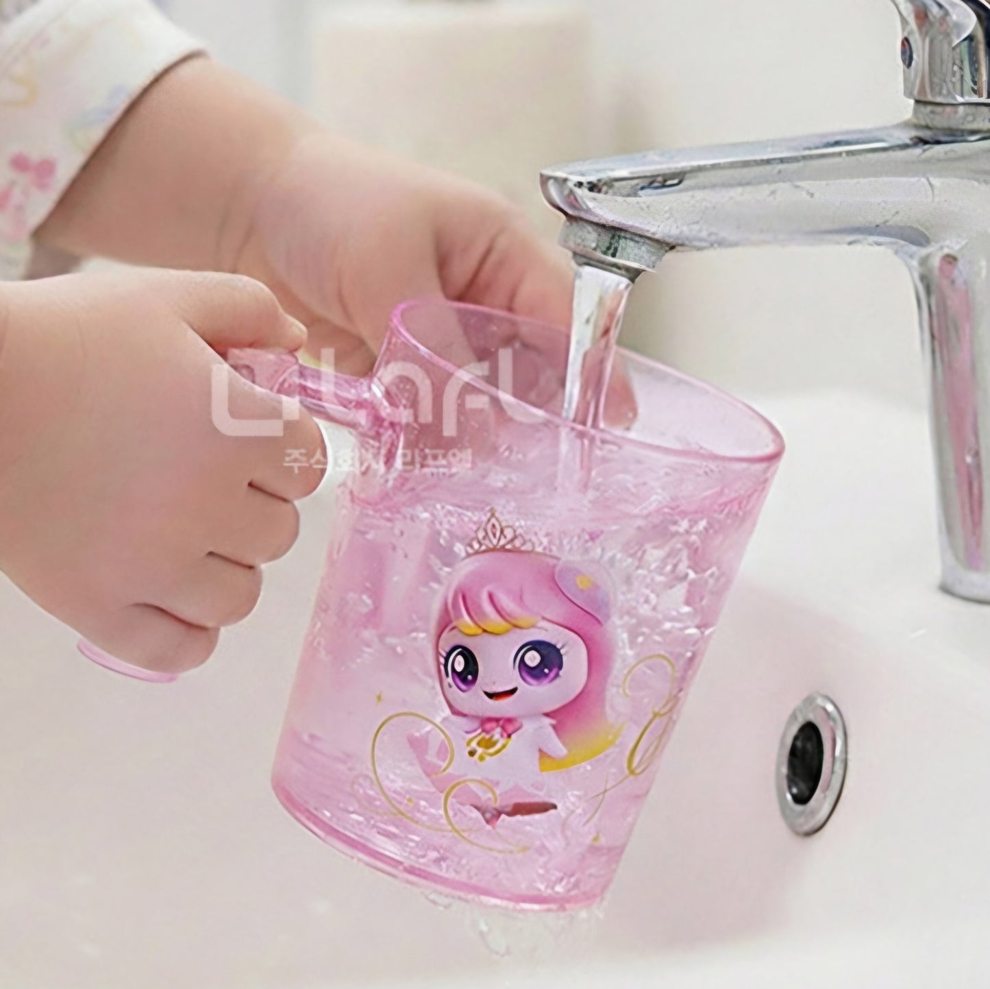 TEENIEPING TOOTHBRUSH HOLDER CUP AREUMPING