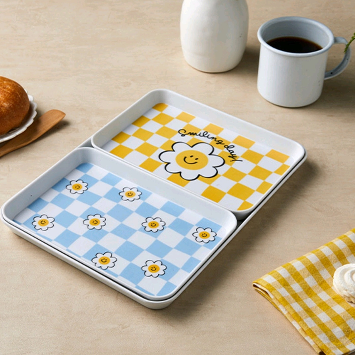 CHECKER SMILE 3PC TRAY SET