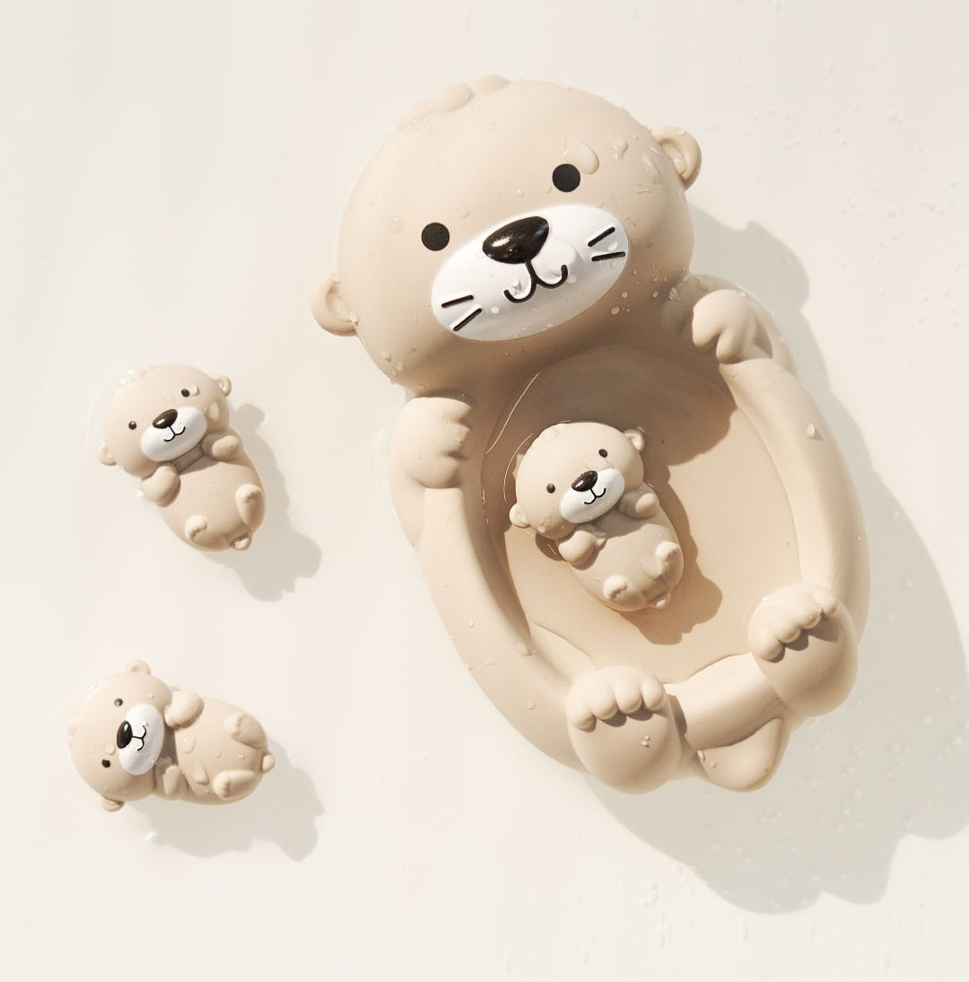 OTTER FLOATING BATH TOY
