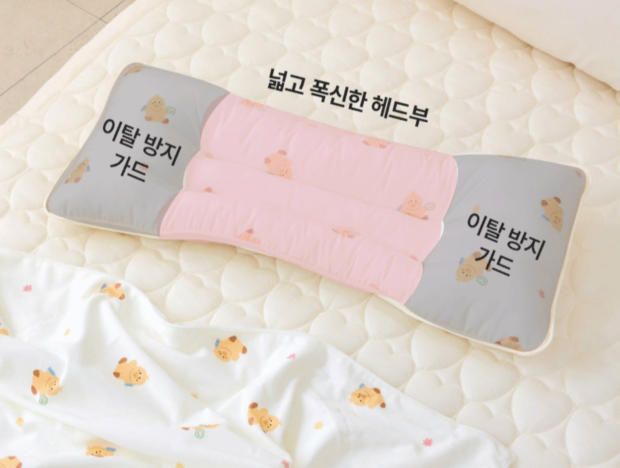 CUPCAKE BUNNY WIDE PILLOW