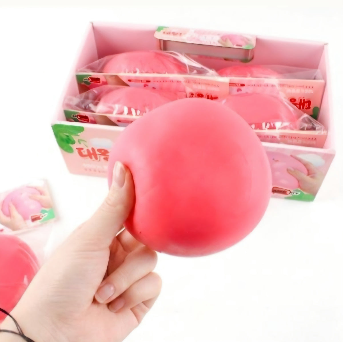 (28) JUMBO STRAWBERRY BUN SQUISHY