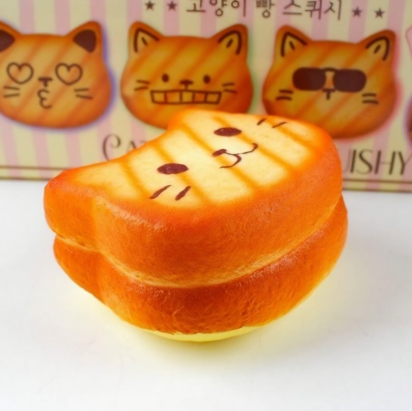 KITTY CAT BREAD SQUISHY