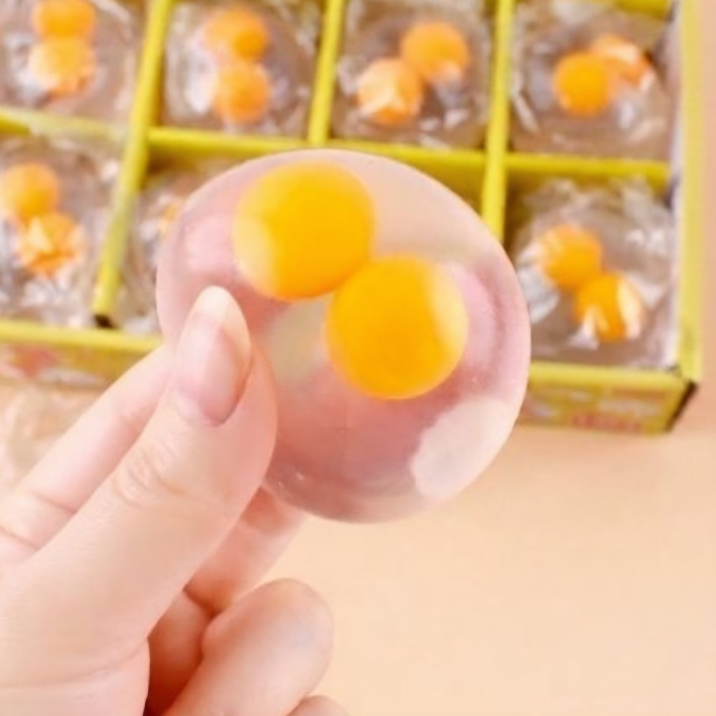 TWIN YOLK SQUISHY