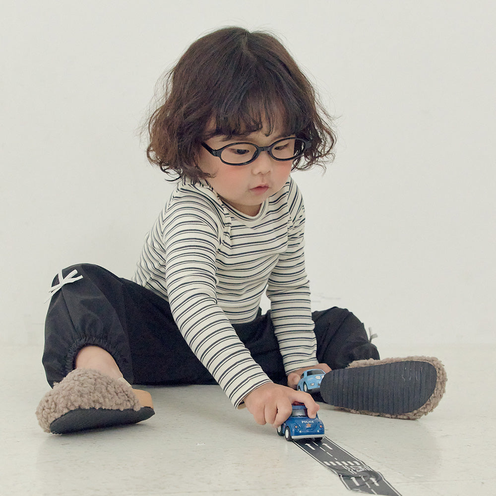 [PREORDER] ESSENTIAL STRIPE T-SHIRT