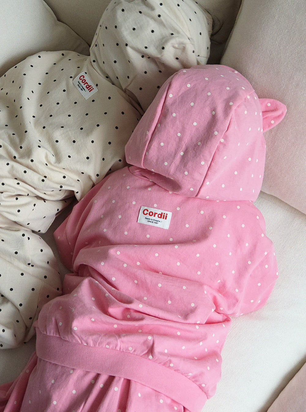 [PREORDER] DOT CAT ZIP UP HOODIE SET