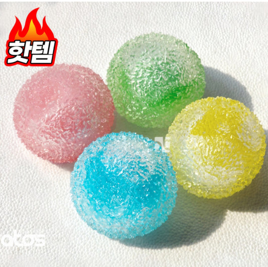 CRUNCHY CANDY SQUISHY