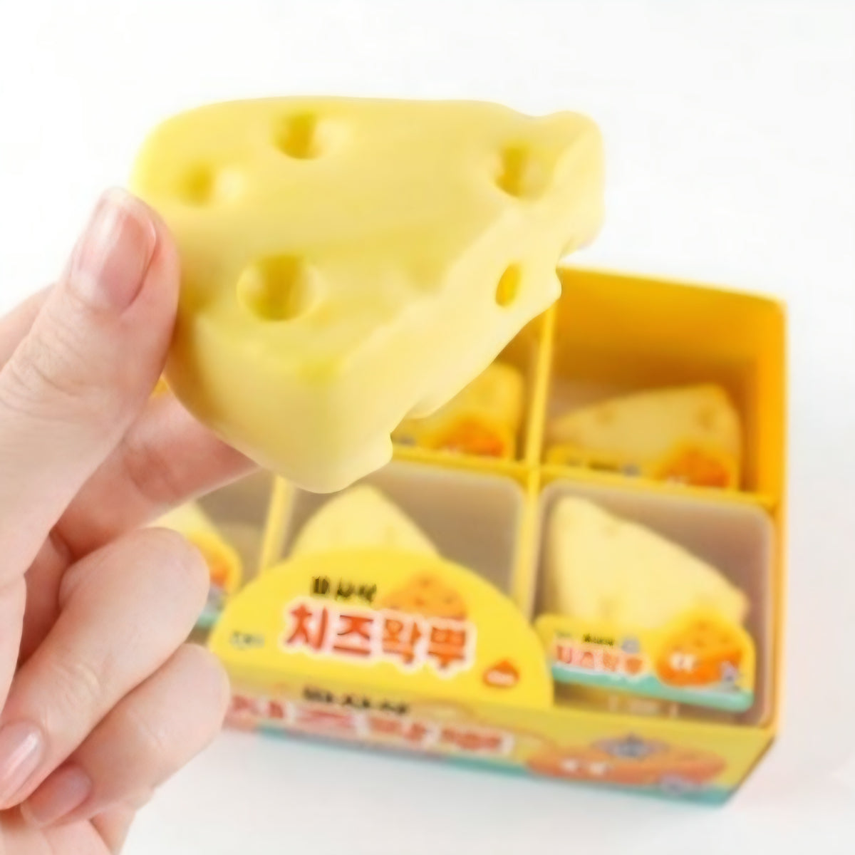 CHEESE WAX BALL