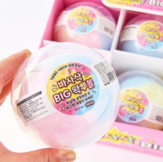 CRUNCHY GIANT WAX BALL