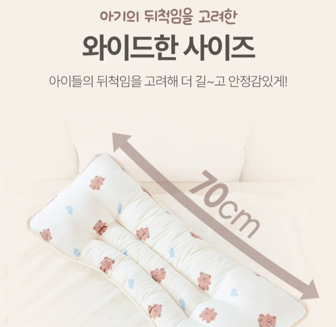 CHERRY BEAR WIDE PILLOW