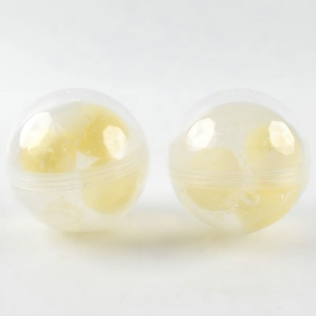 YOLK WAX BALL SQUISHY