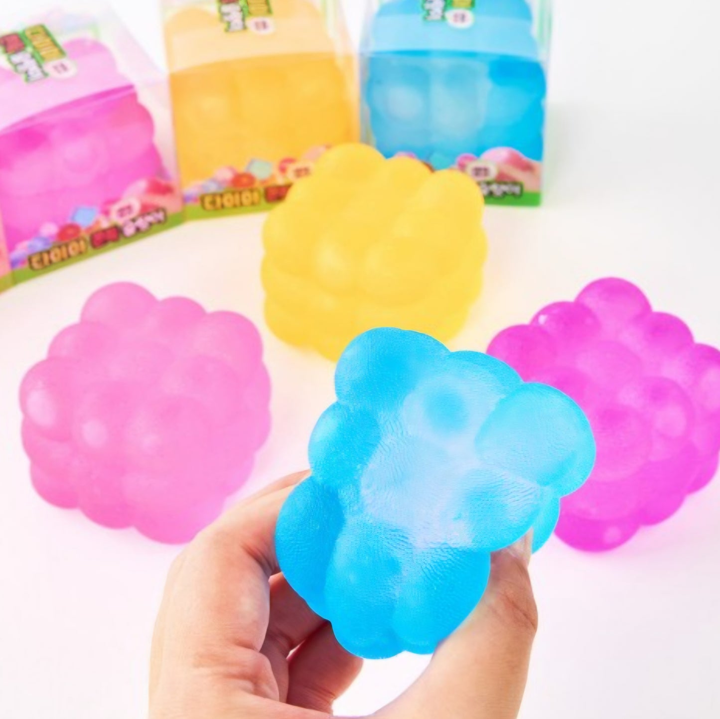 DIAMOND CHEWY SQUISHY RANDOM