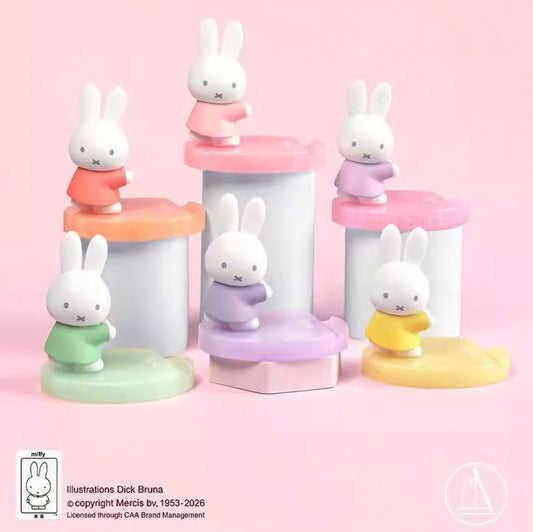MIFFY CELLPHONE STAND