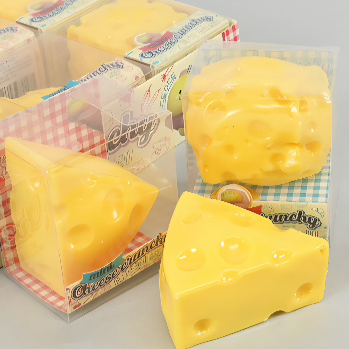 CRUNCHY CHEESE SQUISHY