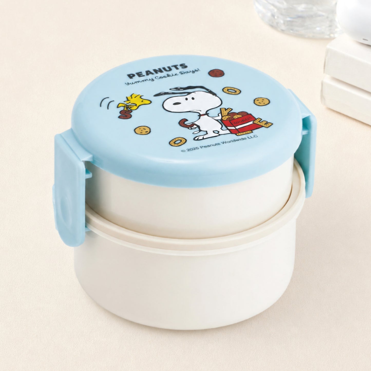 SNOOPY ROUND 2-TIER LUNCH BOX WITH FORK